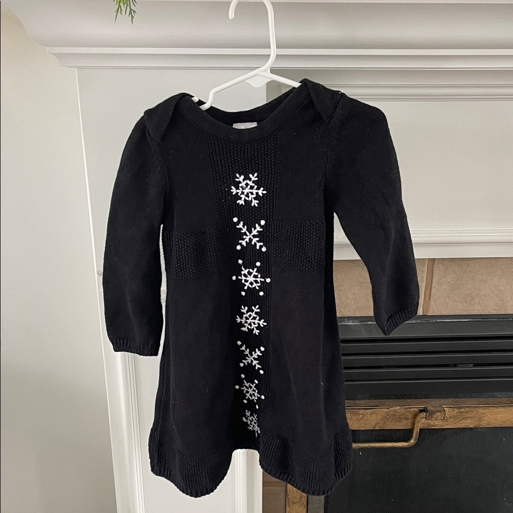 Hanna Andersson Black Sweater Dress with Snowflake Design GUC 2T